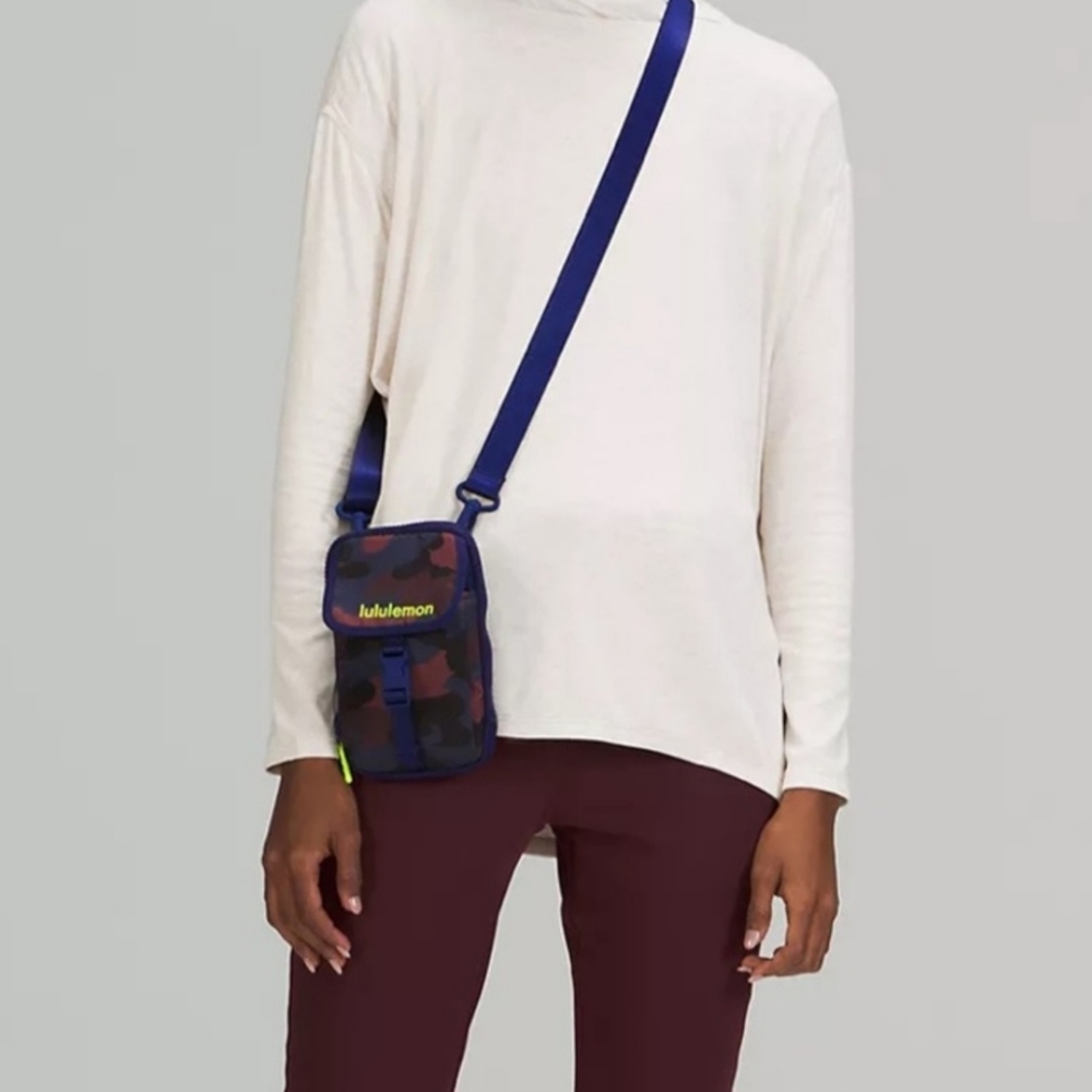 Lululemon crossbody used once